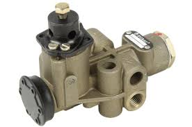 купить Регулятор уровня пола платформы аналог"WABCO"; 3отв. М12х1,5