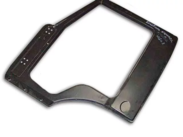 купить Панель держателя двери наружняя левая